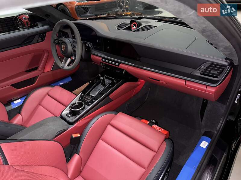 Купе Porsche 911 2025 в Одессе