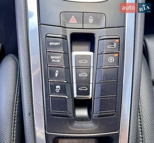 Купе Porsche 911 2014 в Киеве