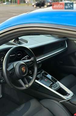 Купе Porsche 911 2021 в 