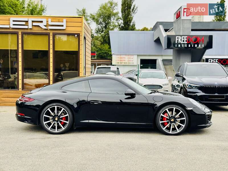 Купе Porsche 911 2016 в Киеве