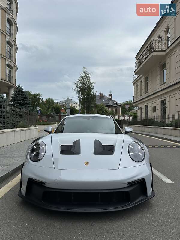 Купе Porsche 911 2024 в Киеве