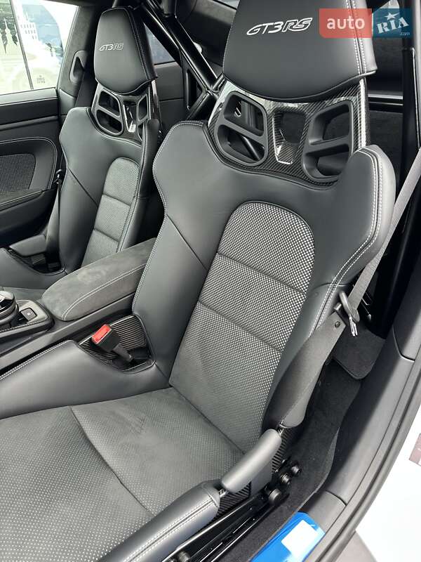 Купе Porsche 911 2024 в Киеве