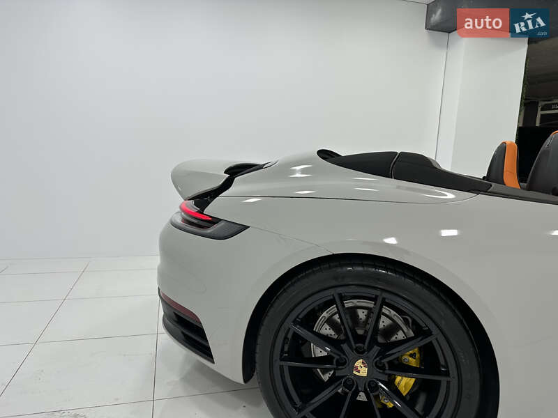 Кабриолет Porsche 911 2022 в Одессе