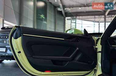 Купе Porsche 911 2024 в 