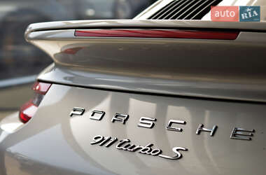 Кабриолет Porsche 911 2016 в 