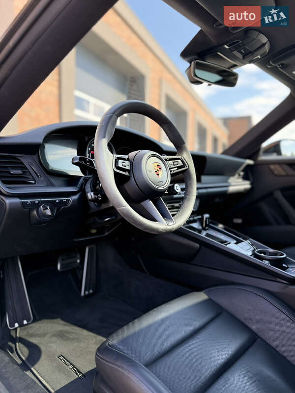 Купе Porsche 911 2022 в Черновцах