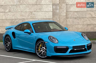 Купе Porsche 911 2016 в Києві