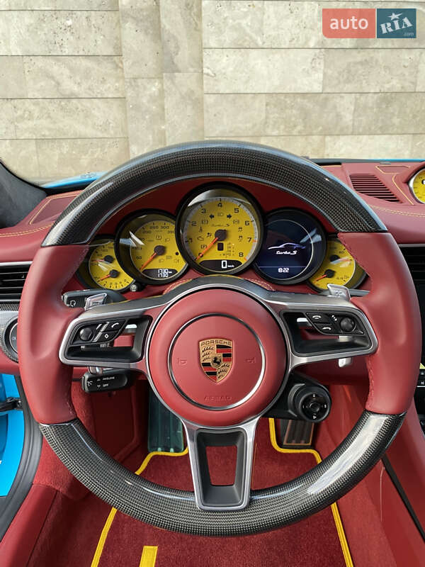 Купе Porsche 911 2016 в Киеве