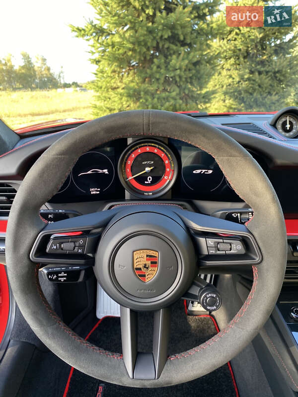 Купе Porsche 911 2022 в Киеве