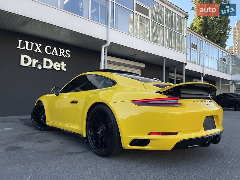 Купе Porsche 911 2017 в Києві
