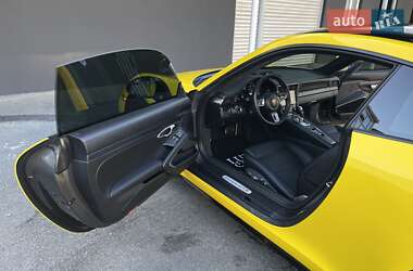 Купе Porsche 911 2017 в 