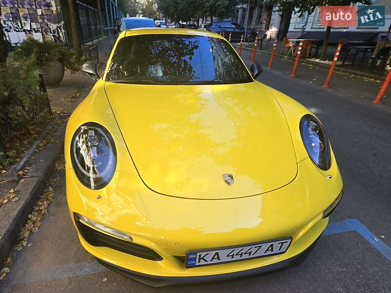 Купе Porsche 911 2018 в Киеве фото 6 Купе Porsche 911 2018 в Киеве