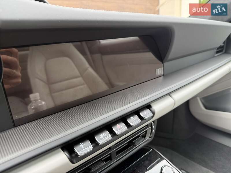 Купе Porsche 911 2023 в Львове