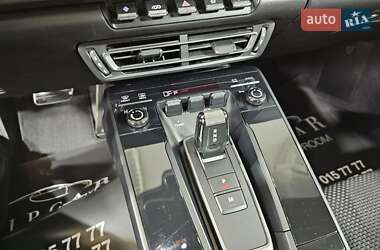 Купе Porsche 911 2024 в 