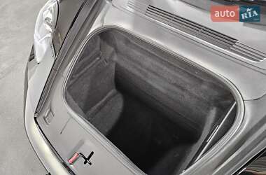 Купе Porsche 911 2024 в 
