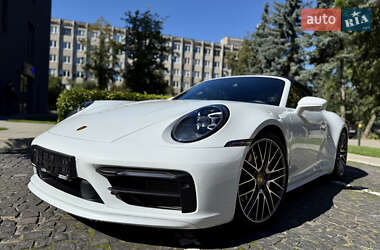 Кабриолет Porsche 911 2022 в 