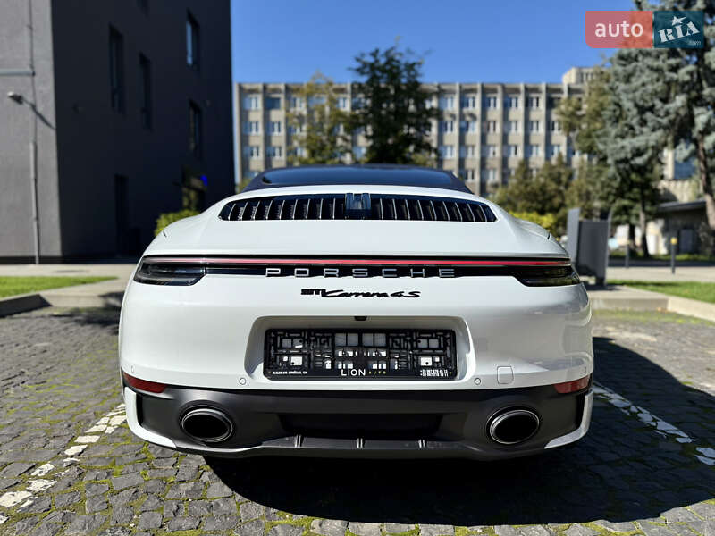 Кабриолет Porsche 911 2022 в Львове