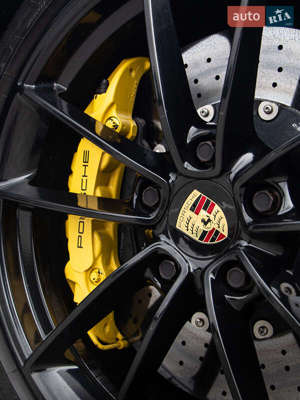 Купе Porsche 911 2019 в Виннице фото 15 Купе Porsche 911 2019 в Виннице