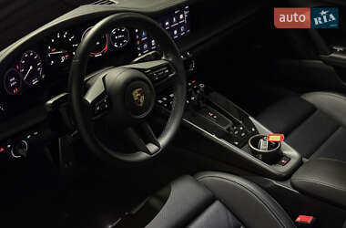Купе Porsche 911 2023 в 