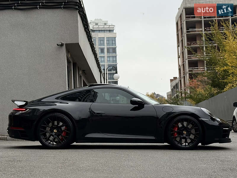 Купе Porsche 911 2023 в Киеве фото 13 Купе Porsche 911 2023 в Киеве