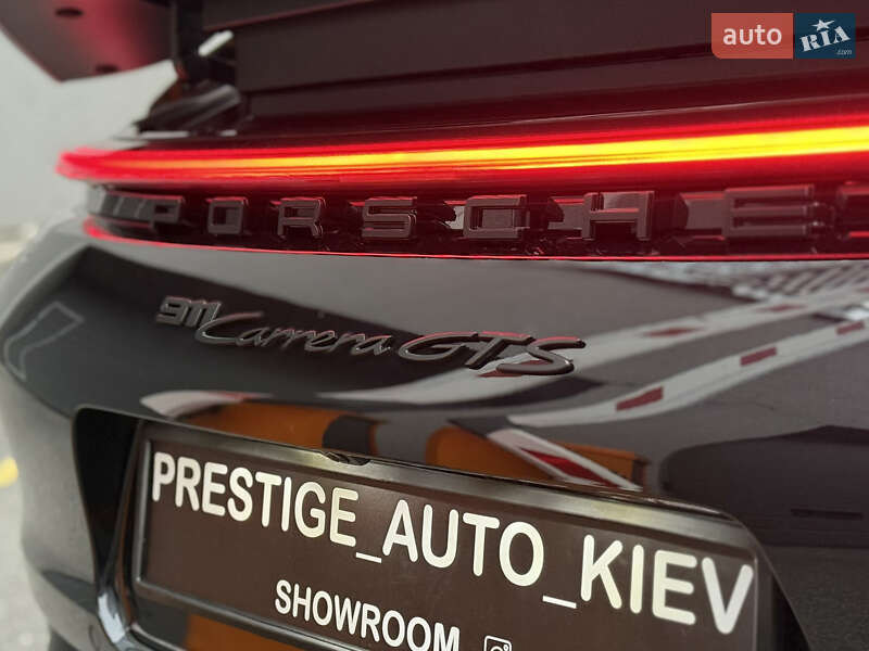 Купе Porsche 911 2023 в Киеве фото 42 Купе Porsche 911 2023 в Киеве