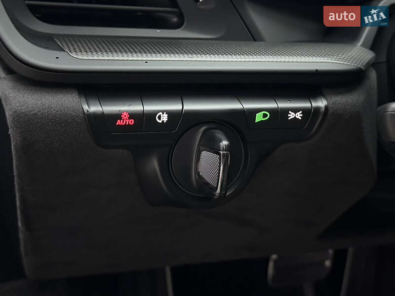 Купе Porsche 911 2023 в Киеве фото 61 Купе Porsche 911 2023 в Киеве