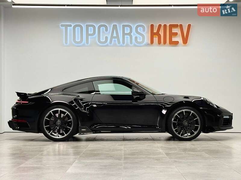 Купе Porsche 911 2022 в Киеве
