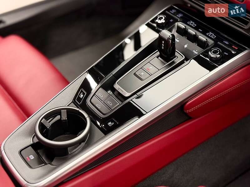 Купе Porsche 911 2022 в Киеве