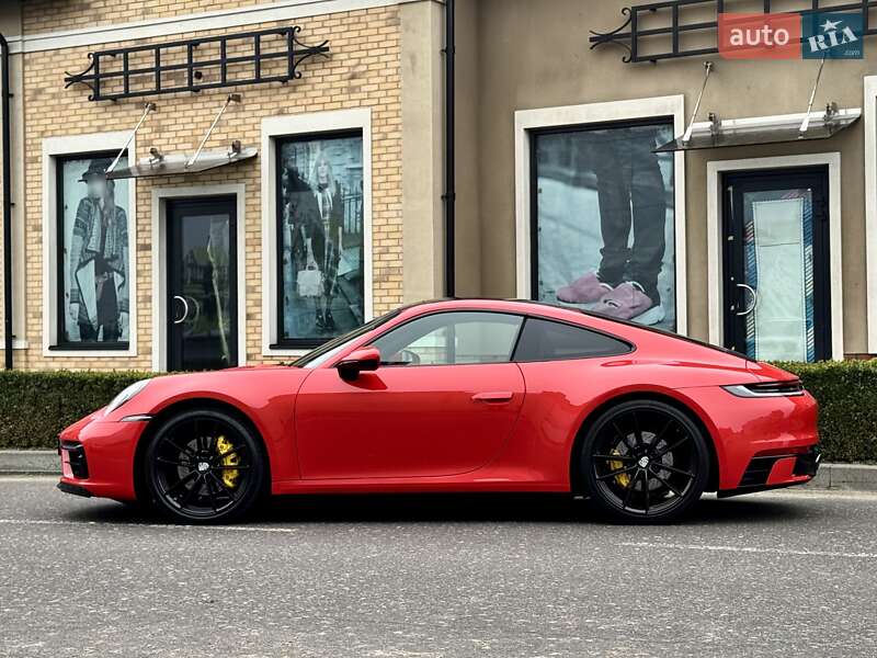 Купе Porsche 911 2022 в Киеве фото 16 Купе Porsche 911 2022 в Киеве