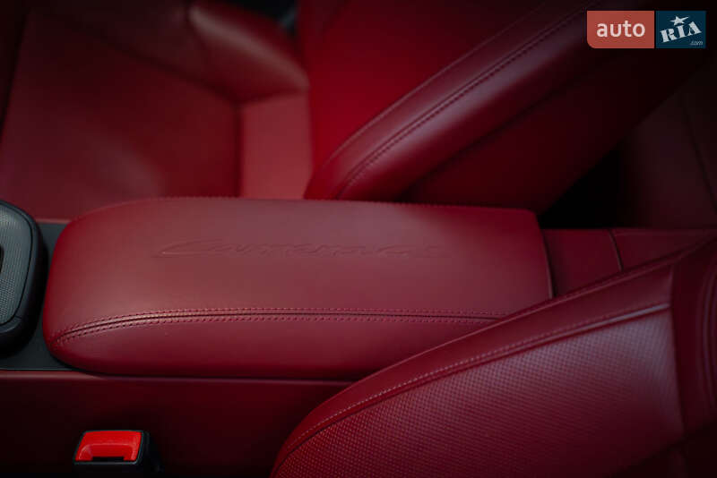 Купе Porsche 911 2022 в Киеве фото 23 Купе Porsche 911 2022 в Киеве