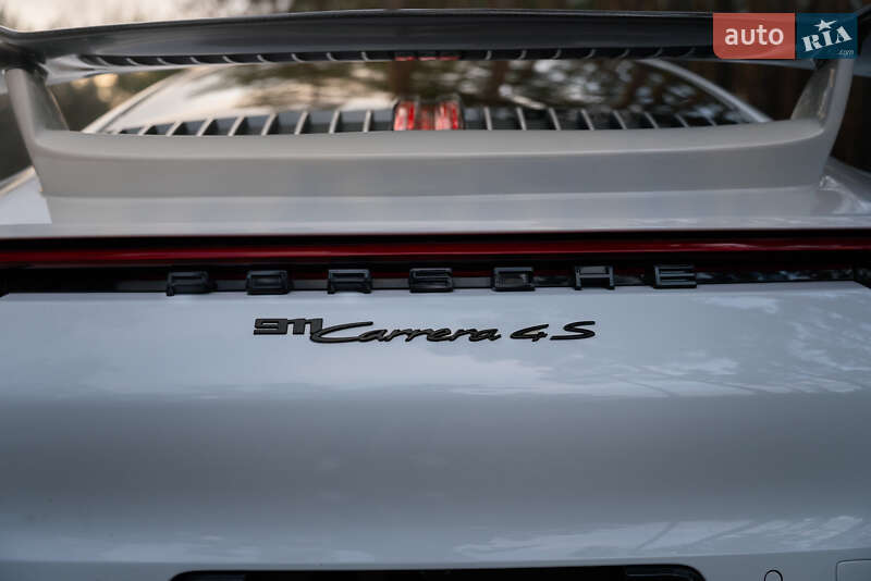 Купе Porsche 911 2022 в Киеве фото 31 Купе Porsche 911 2022 в Киеве