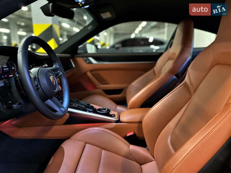 Купе Porsche 911 2025 в Киеве