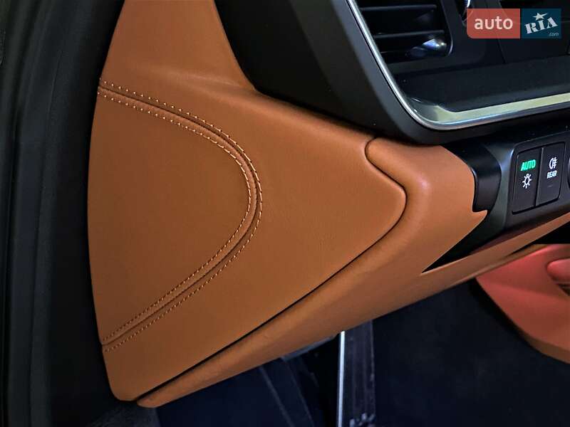 Купе Porsche 911 2025 в Киеве