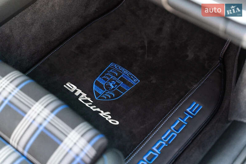 Купе Porsche 911 2022 в Луцке фото 26 Купе Porsche 911 2022 в Луцке