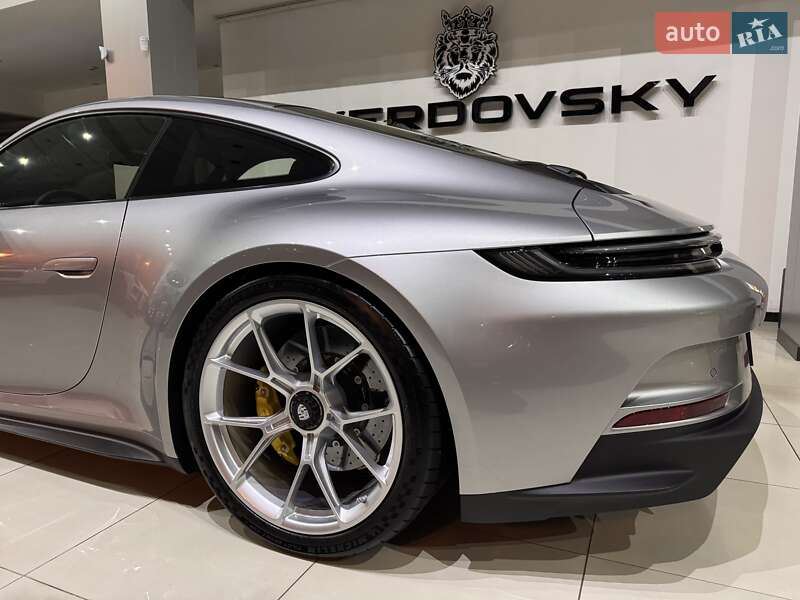 Купе Porsche 911 2023 в Одессе