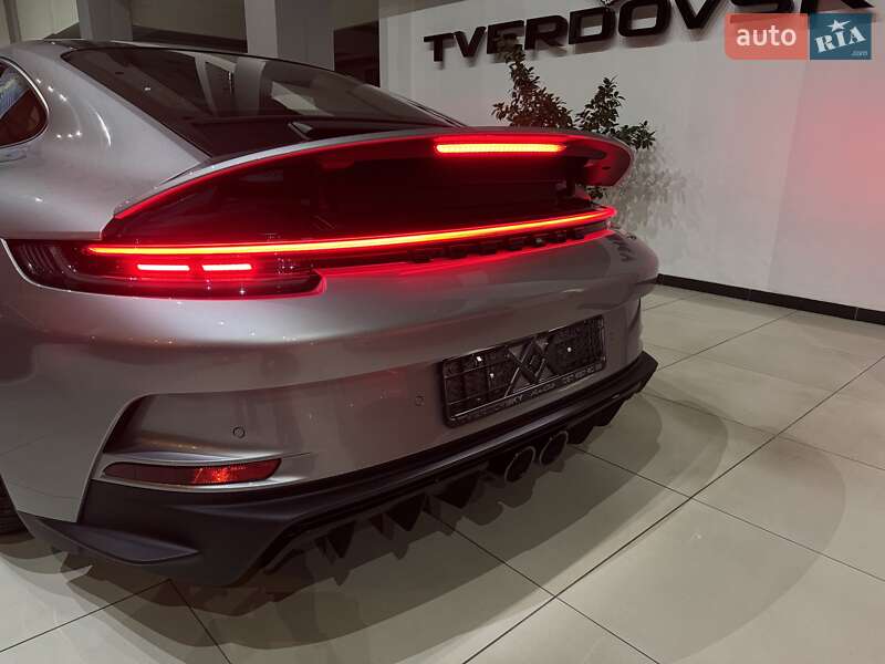 Купе Porsche 911 2023 в Одессе