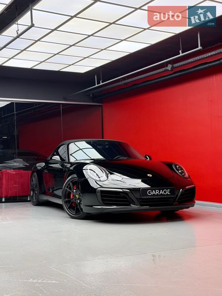 Кабриолет Porsche 911 2018 в Киеве