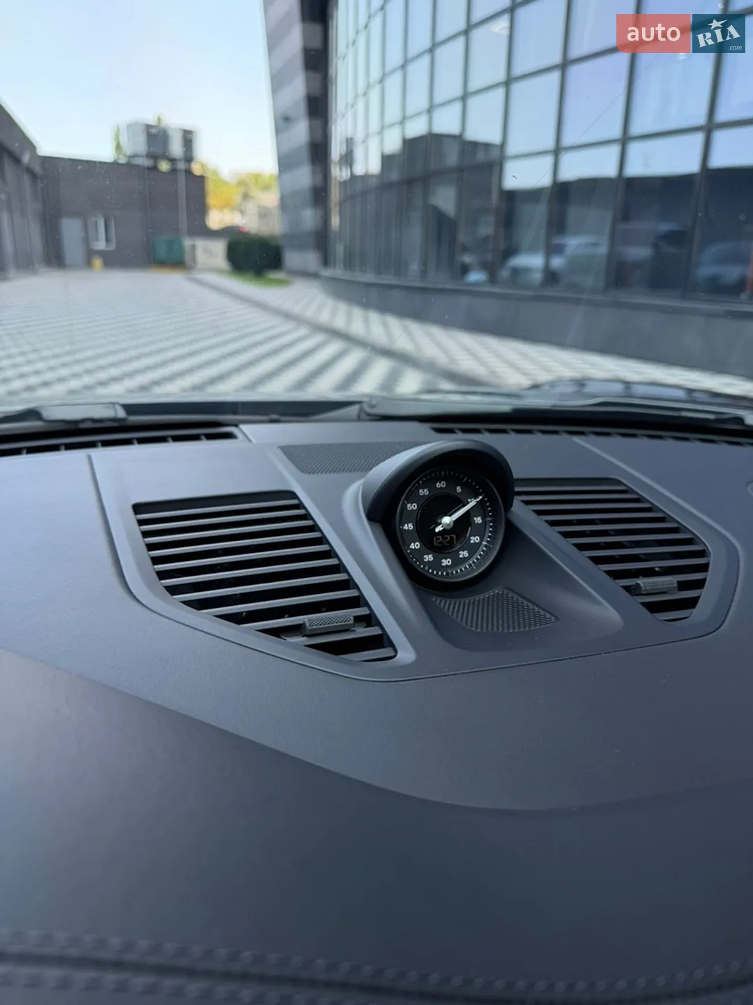 2020 Porsche 911 - мініатюра 13