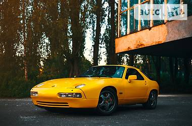 Купе Porsche 928 1990 в Киеве