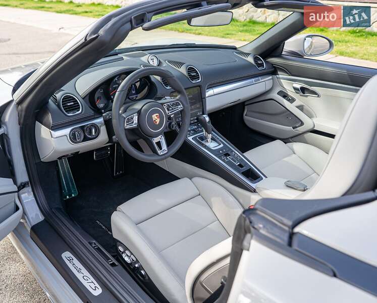Родстер Porsche Boxster 2024 в Києві
