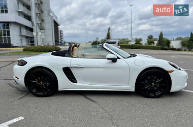 Родстер Porsche Boxster 2016 в 
