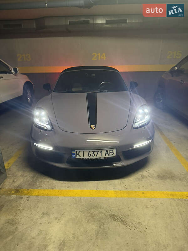 Родстер Porsche Boxster 2018 в Києві