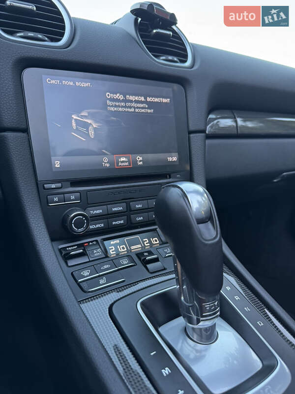 Родстер Porsche Boxster 2020 в Киеве