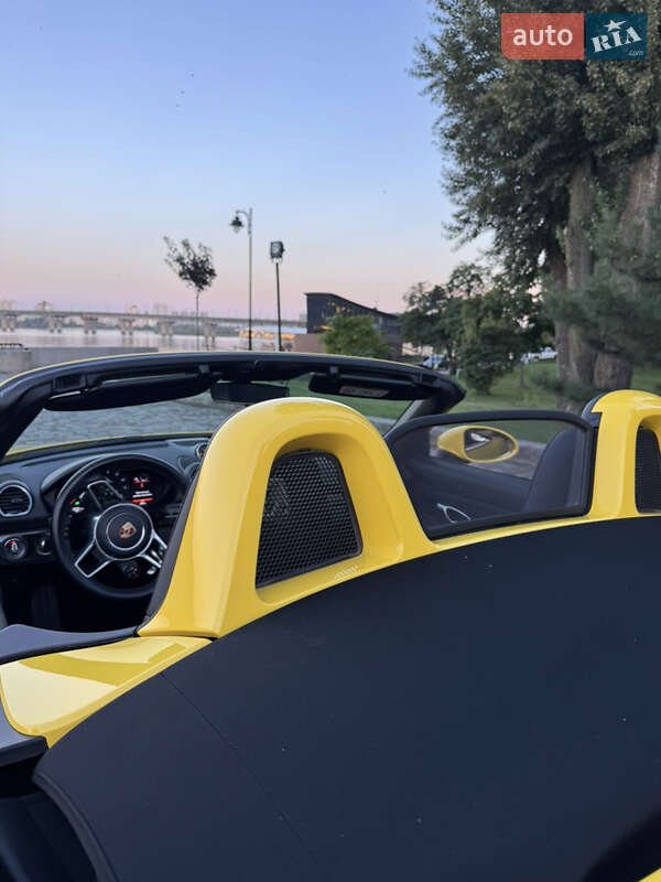 Родстер Porsche Boxster 2020 в Киеве