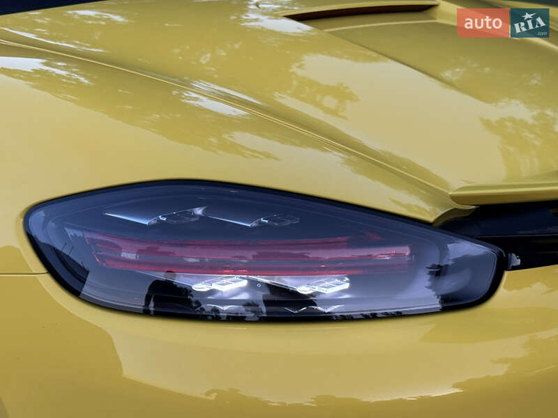 Родстер Porsche Boxster 2020 в Киеве