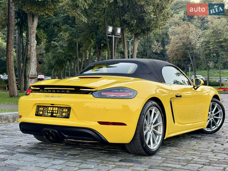 Родстер Porsche Boxster 2020 в Киеве