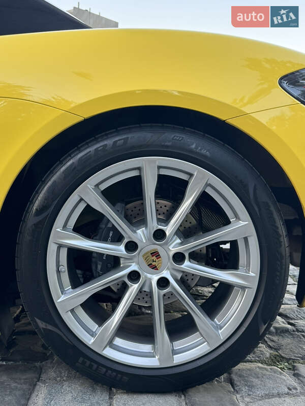 Родстер Porsche Boxster 2020 в Киеве