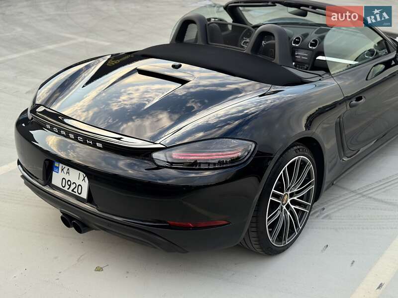 Родстер Porsche Boxster 2020 в Киеве