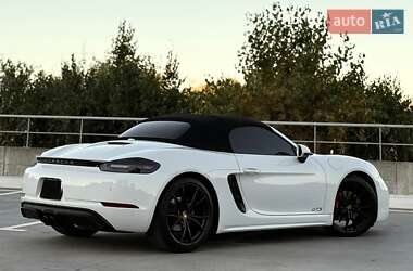 Родстер Porsche Boxster 2018 в 