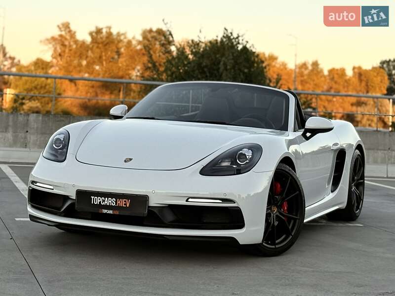 Родстер Porsche Boxster 2018 в Киеве фото 40 Родстер Porsche Boxster 2018 в Киеве